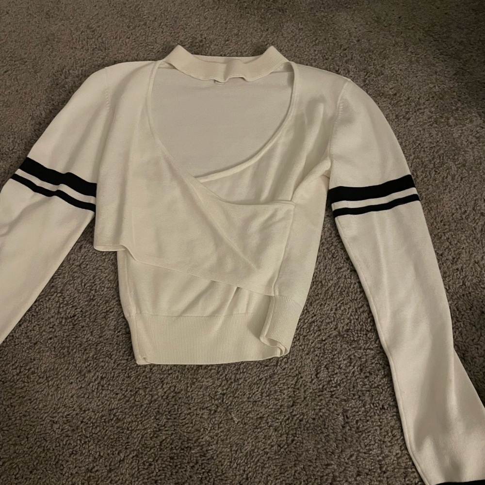 Guess long sleeve cut out top